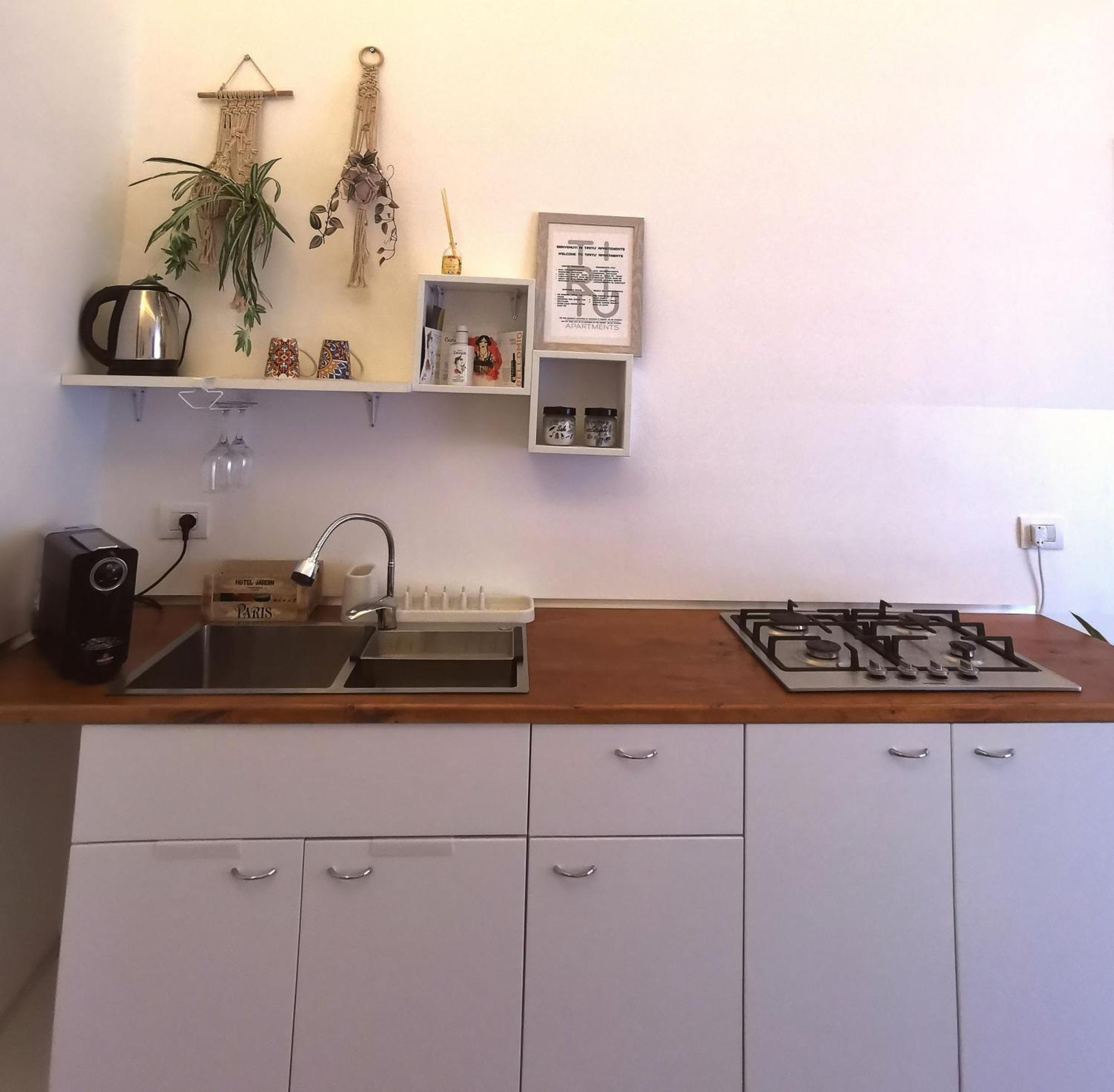 Tiritu Apartments คาตาเนีย ภายนอก รูปภาพ